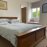 Scotland Lodge Farm, Stonehenge - The Stalls Groundfloor No Dogs & The Loft Dog Friendly