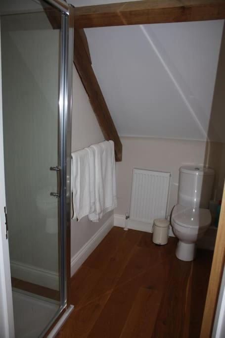 Scotland Farm, Stonehenge - The Stalls Groundfloor No Dogs & The Loft Dog Friendly * Salisbury